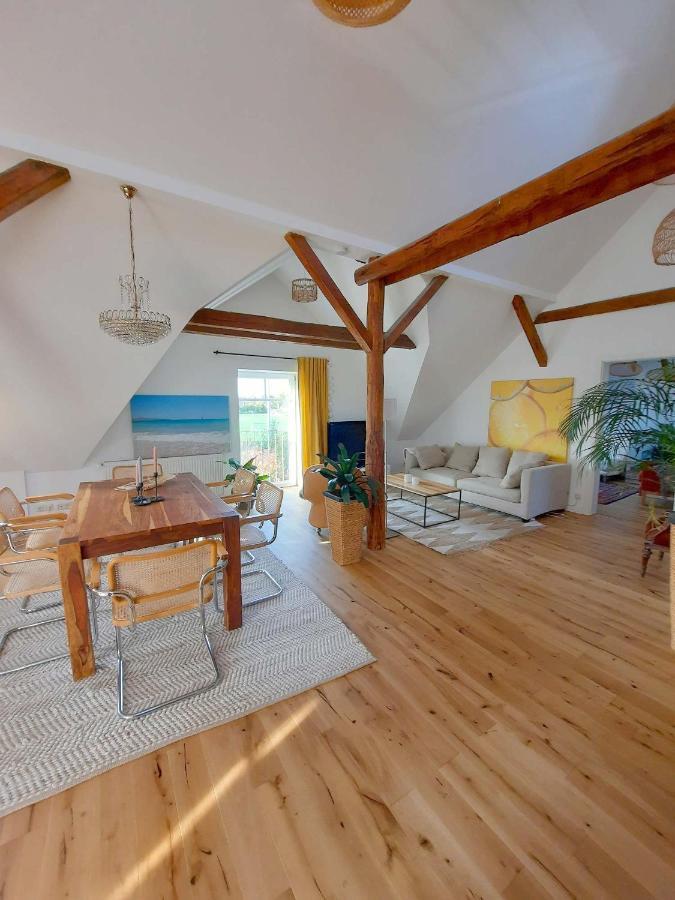 Luxurioeses Loft Mit Schoenem Blick Tremsbüttel Esterno foto